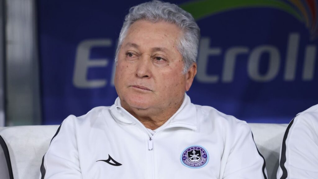 Víctor Manuel Vucetich, durante un partido de Mazatlán