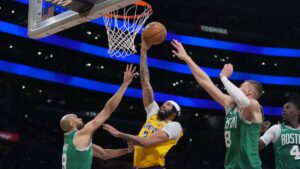 Anthony Davis comanda el triunfo de los Lakers sobre los Celtics