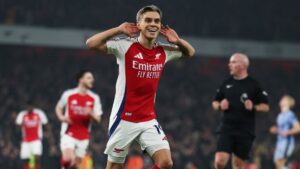 El Arsenal se lleva el derbi del norte de Londres y llega a 11 partidos al hilo sin perder