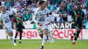 James Rodríguez comanda la victoria en su primera titularidad con León ante Juárez