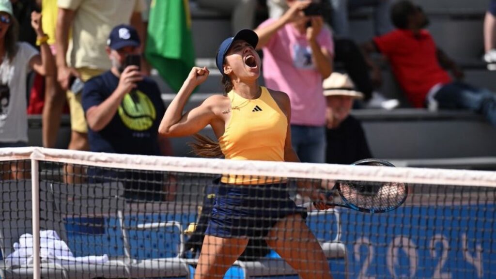 Camila Osorio celebrando | @CamiOsorioTenis.