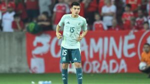 Gilberto Mora hace historia como el jugador más joven en debutar con la selección mexicana