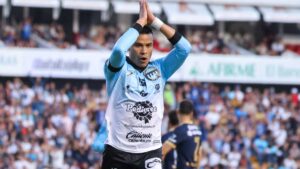 Los Pumas se topan con ‘Barrera’ en su visita a Querétaro y caen sorpresivamente ante los Gallos