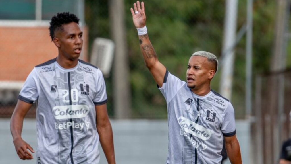 Jugadores del Once Caldas celebrando | Serie Colombia.