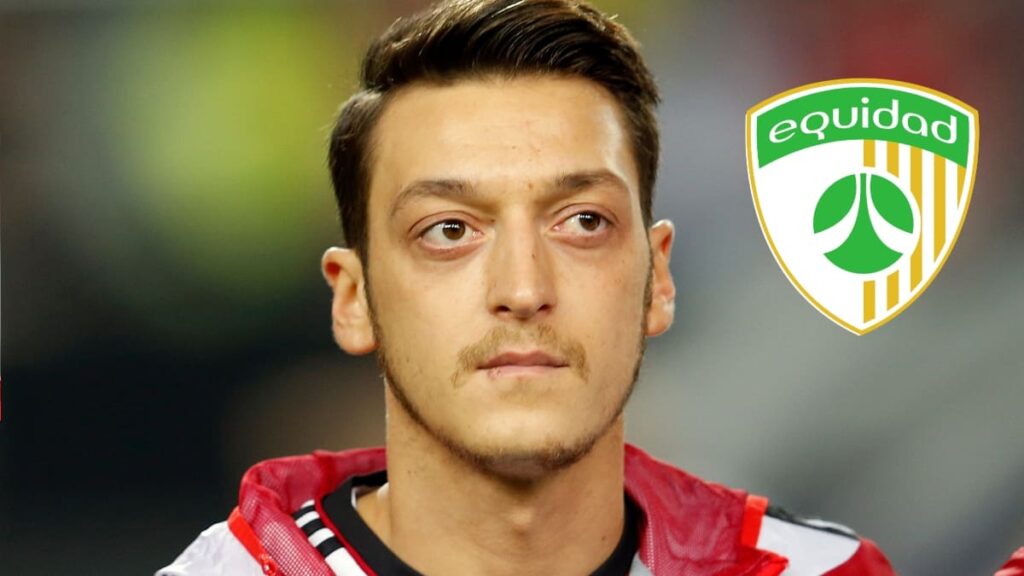 Mezut Özil y su cargo en Equidad | AP.