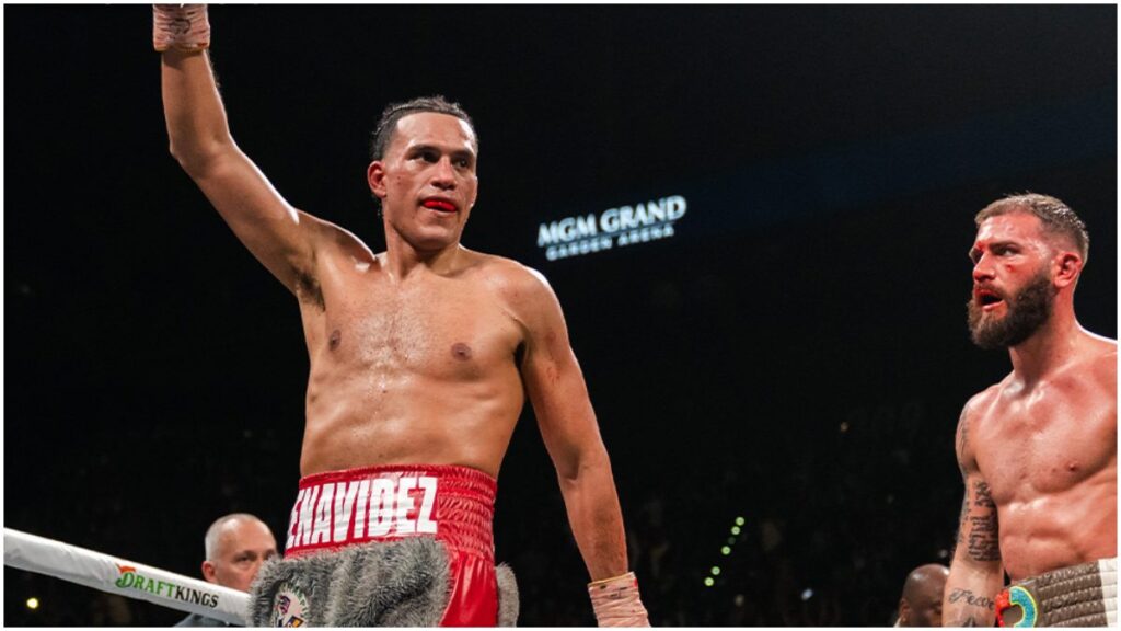 David Benavidez, en su victoria ante Caleb Plant | X: @premierboxing