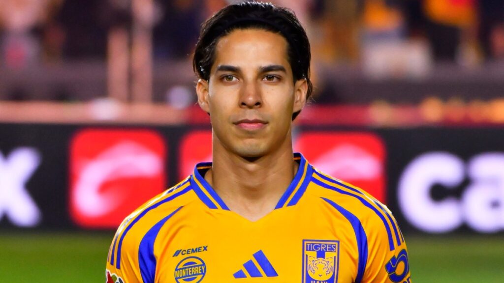 Diego Lainez: "En Europa no se ve mucho fútbol mexicano"