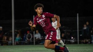 Deportivo Saprissa se ilusiona con su joya: tiene 17 años y sorprendió a todos