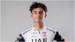 El mexicano Isaac del Toro se encuentra entre los favoritos por el título 2025 del Tour AlUla