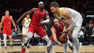 Jaime Jaquez carga con el Miami Heat y los lleva a una victoria sobre Stephen Curry y los Warriors