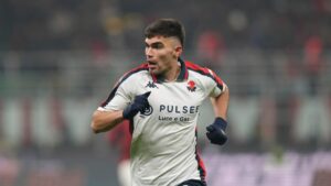 Genoa y Johan Vásquez derrotan al Parma y respiran en la Serie A