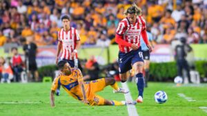 Quién tiene a los mejores jugadores mexicanos, ¿Tigres o Chivas?