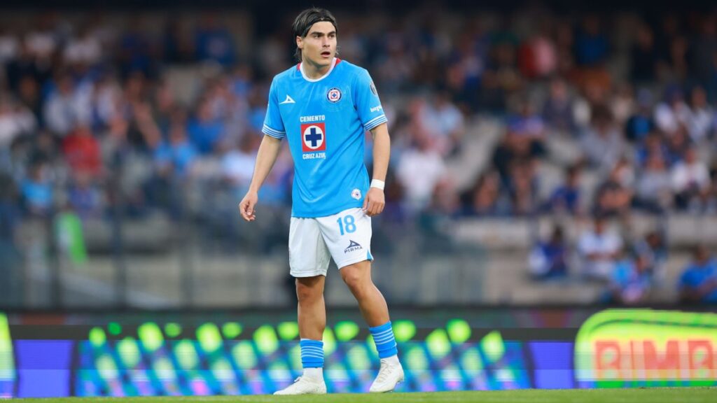 Luka Romero con Cruz Azul