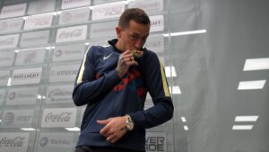 Agustín Marchesín se rinde ante el América tricampeón y lo ve candidato a ganar la Copa Libertadores… si se pudiera