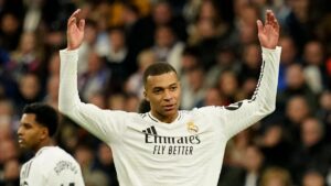 ¿El gol de Mbappé tenía que ser anulado? La polémica decisión que le quitó un hat-trick al francés