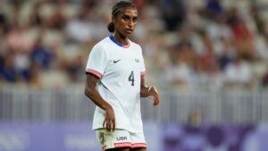 Naomi Girma al Chelsea, en lo que sería el fichaje más caro en la historia del fútbol femenil