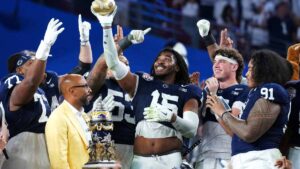 ¿Cuándo fue la última vez que Penn State fue campeón nacional de fútbol americano colegial de la NCAA y cuántos títulos tienen?