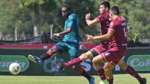 Independiente Santa Fe cierra su pretemporada con derrota ante Carabobo