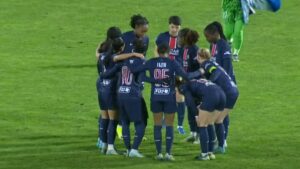 PSG y Fleury dividen puntos en la jornada 12 de la Liga de Francia Femenil con un empate a cero