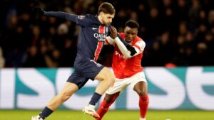 PSG tropieza ante el Stade de Reims en el debut de Kvaratskhelia