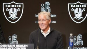 Pete Carroll dice que construirá a los Raiders en torno al quarterback con ayuda de Tom Brady: “Tenemos al mejor de todos los tiempos”