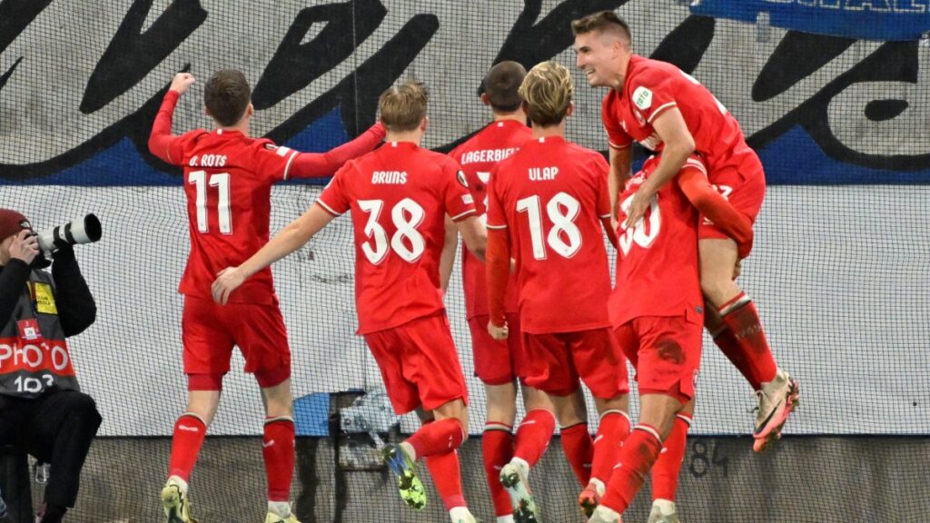 ¡Se mantienen con vida! El Twente logra un triunfo clave ante al Malmo y sueña con la siguiente fase de la Europa League