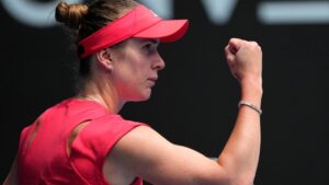 Elina Svitolina y remonta a Veronika Kudermetova para avanzar a cuartos de final del Australian Open