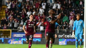 Javon East lanza la bomba: expone los malos tratos del Saprissa, les deja en ridículo y llevará su caso a la corte