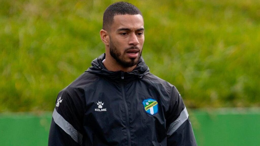 Marco Domínguez, durante un entrenamiento con Comunicaciones. (Comu X)