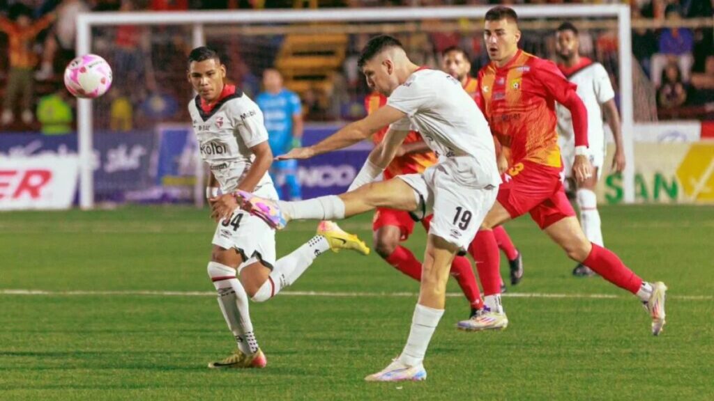 Herediano y Alajuelense jugaron la final del Apertura 2024. (Alajuela Ig)