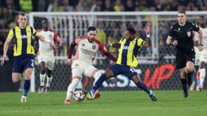 Fenerbahce y Lyon quedan a mano en Turquía y definen su clasificación en la última