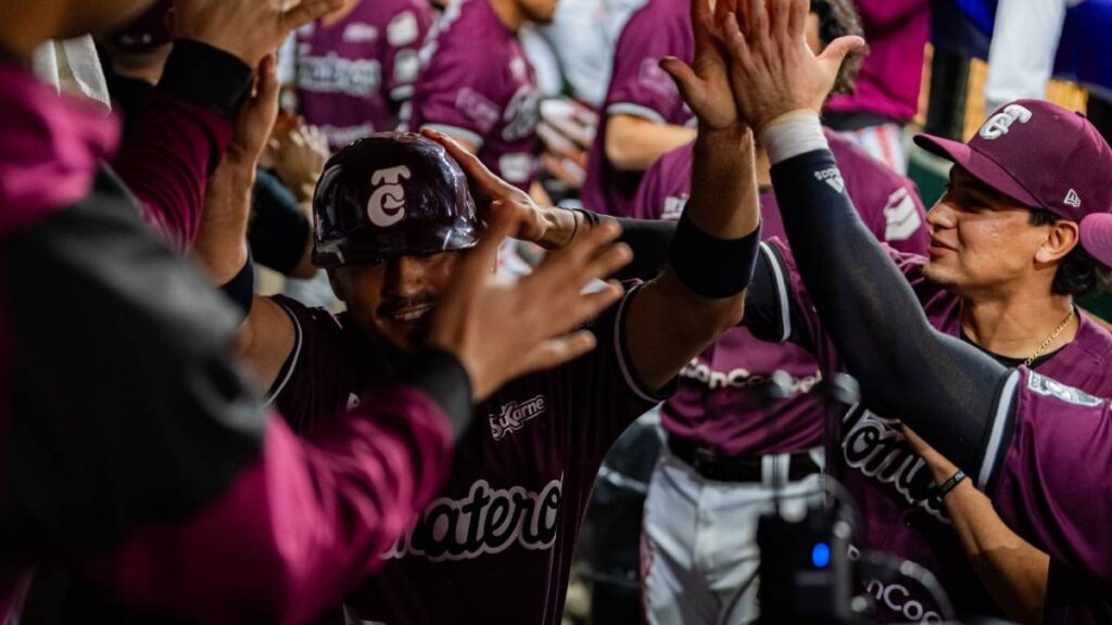 Los Tomateros ganan el primer juego de la Serie México. | Foto: @clubtomateros