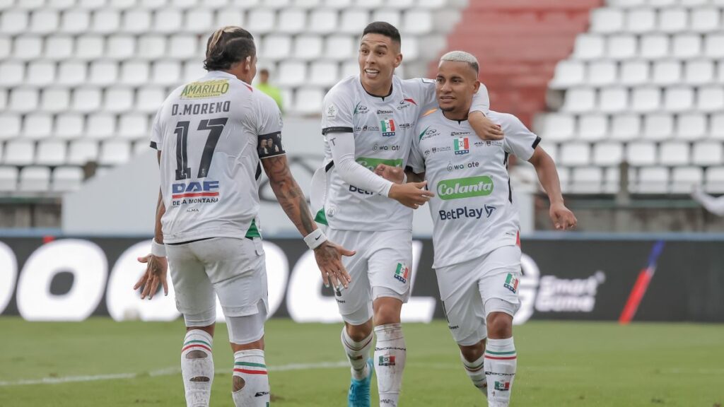 Barrios y Dayro, los autores de goles en Manizales. Vizzor