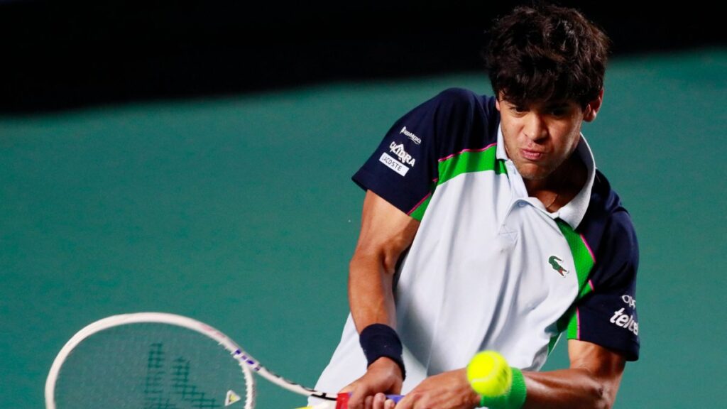 Rodrigo Pacheco con grandes resultados en el tenis