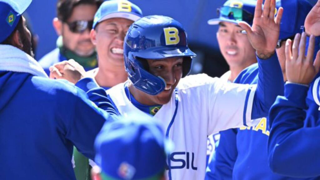 Después de 12 años, Brasil vuelve al Clásico Mundial. | Foto: @LasMayores