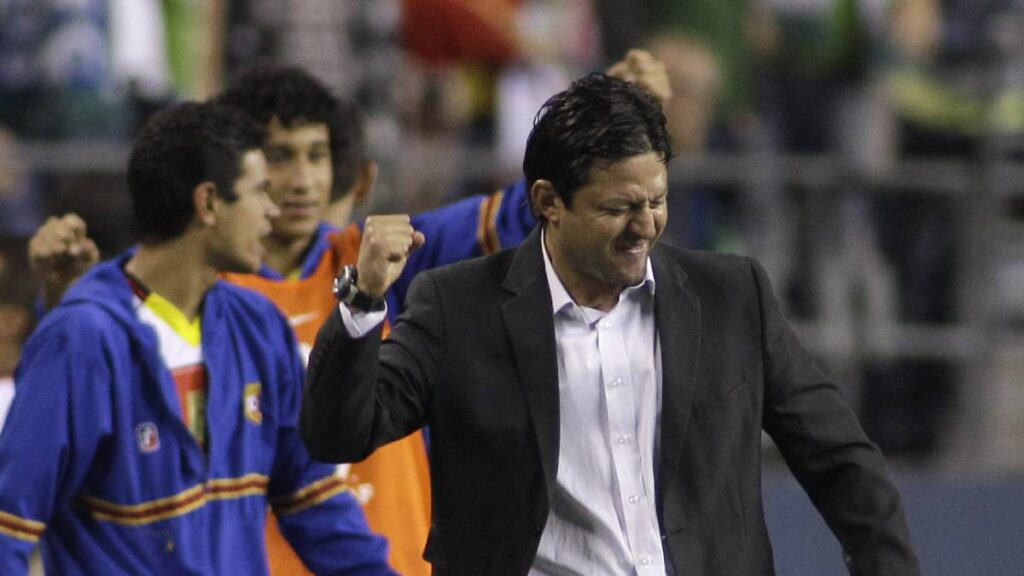 Jafet Soto, técnico de Herediano. AP