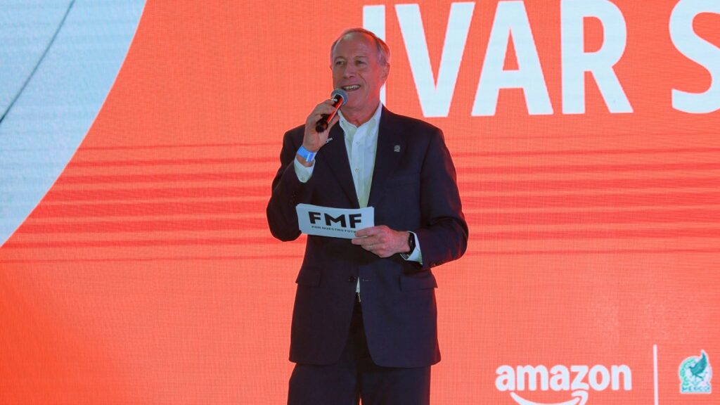 Ivar Sisniega en evento de la selección mexicana