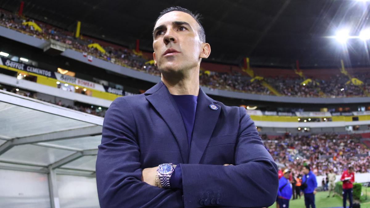 Vicente Sánchez le lanza una advertencia al América luego del triunfo de Cruz Azul sobre Chivas