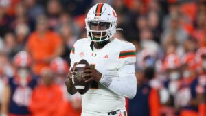 Cam Ward llega a los Tennessee Titans como la primera selección global del NFL Draft 2025