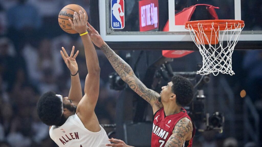 Cavaliers hacen valer su posición en el Este y se llevan el primero de la serie ante el Heat