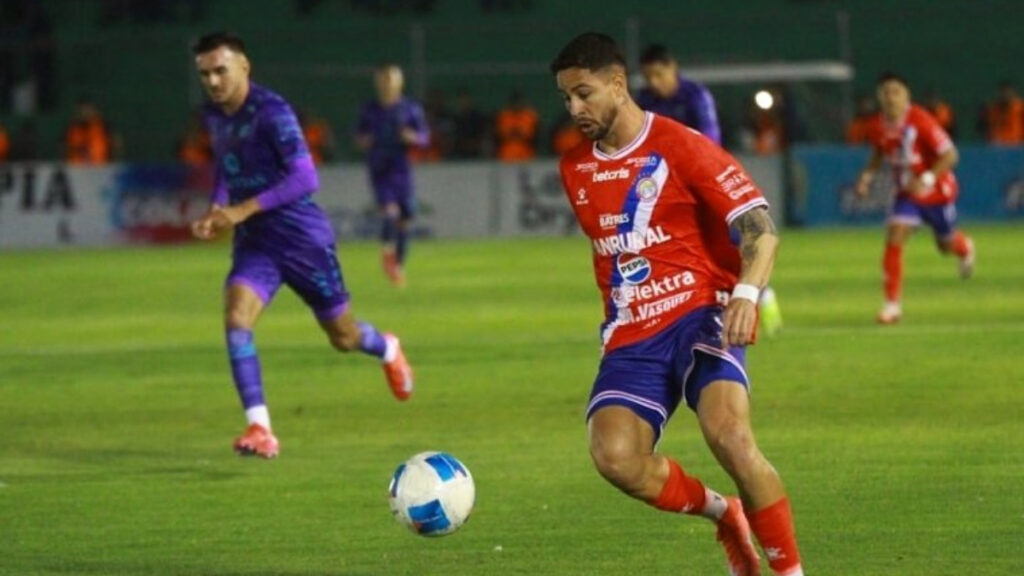 Xelajú, al borde de la eliminación. (Xelajú X.)