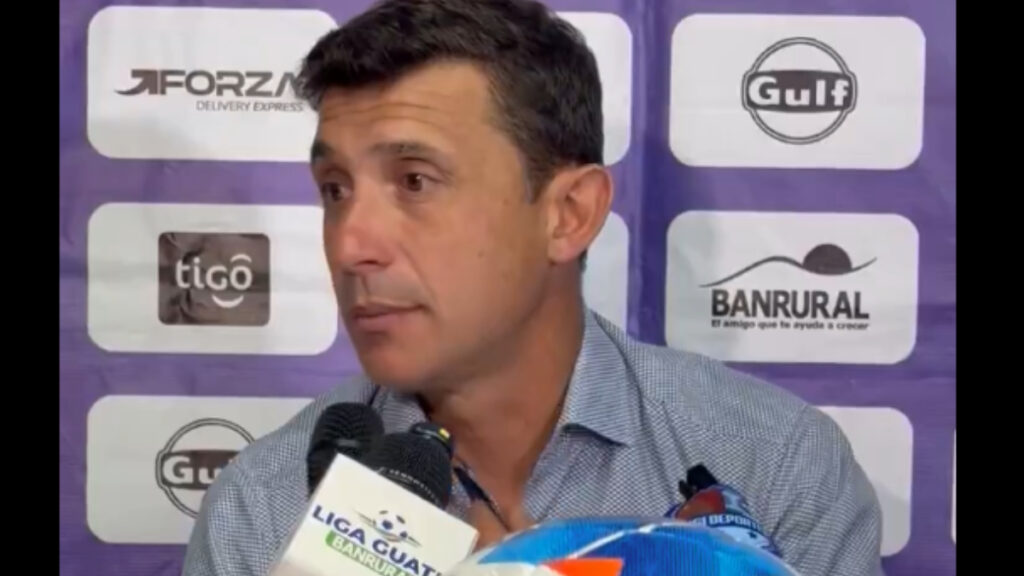 Sebastián Bini, DT de Municipal. (Captura Liga Guate)