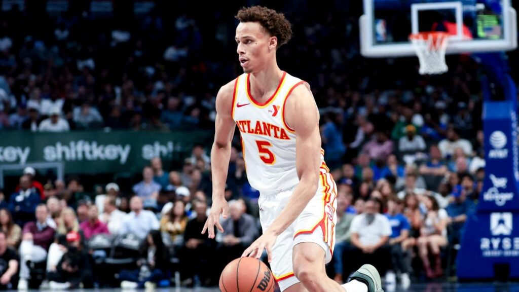 Dyson Daniels de los Atlanta Hawks se lleva el premio al Jugador con Mayor Progreso de la NBA en 2025