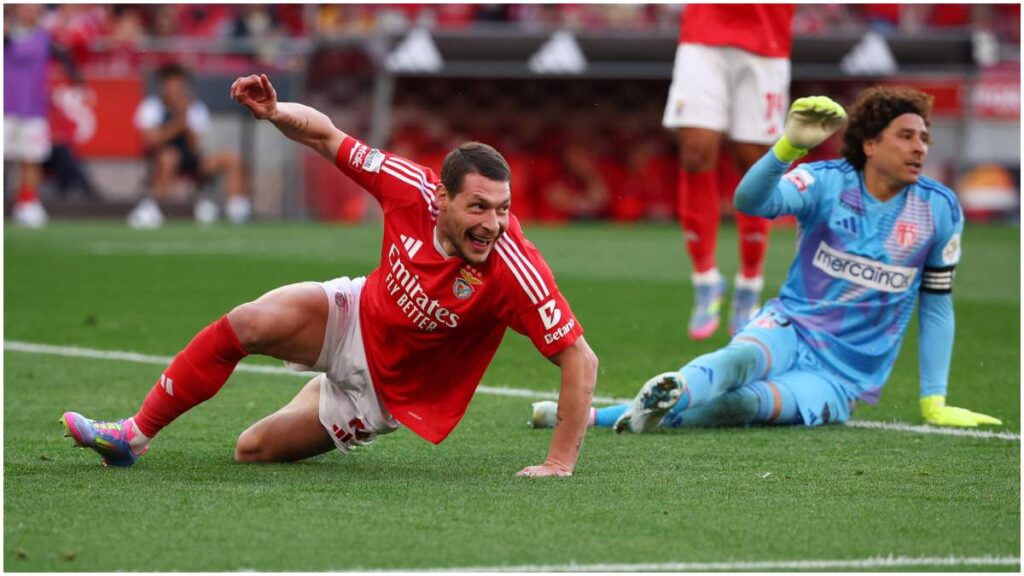 El AVS de Guillermo Ochoa cae ante el Benfica | Reuters