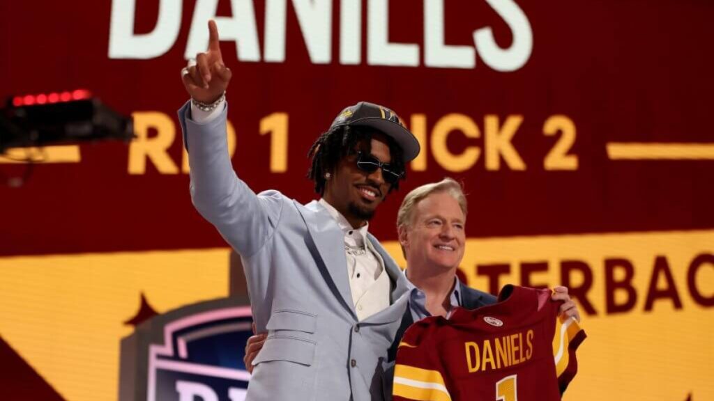 Jayden Daniels seleccionado en el Draft 2024