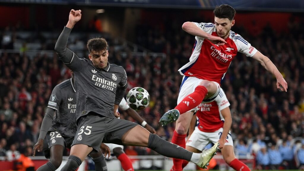 Polémica acción en el Arsenal vs Real Madrid. Justin Setterfield/Getty Images