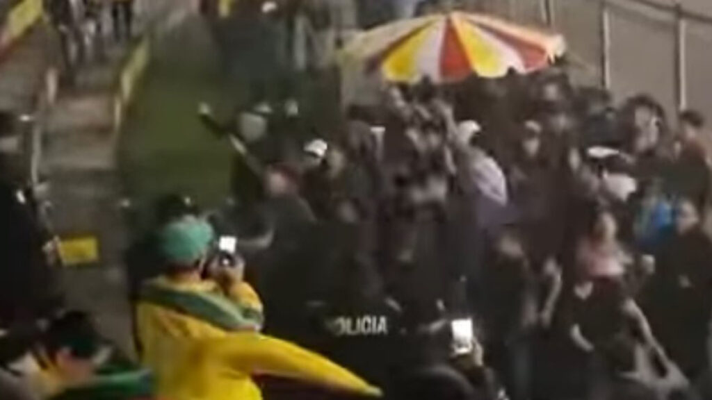 Los hinchas de Marquense fueron a buscar a los de Xelajú MC | Claro Sports