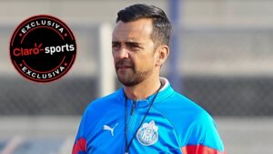 Javier Mier reconoce trayectoria del Chicharito, pero admite que su situación está bajo evaluación