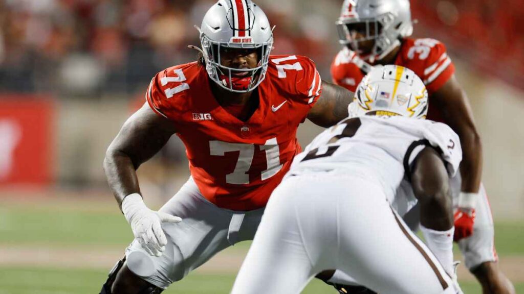 Josh Simmons, tackle de Ohio State, llega a los Chiefs de Mahomes