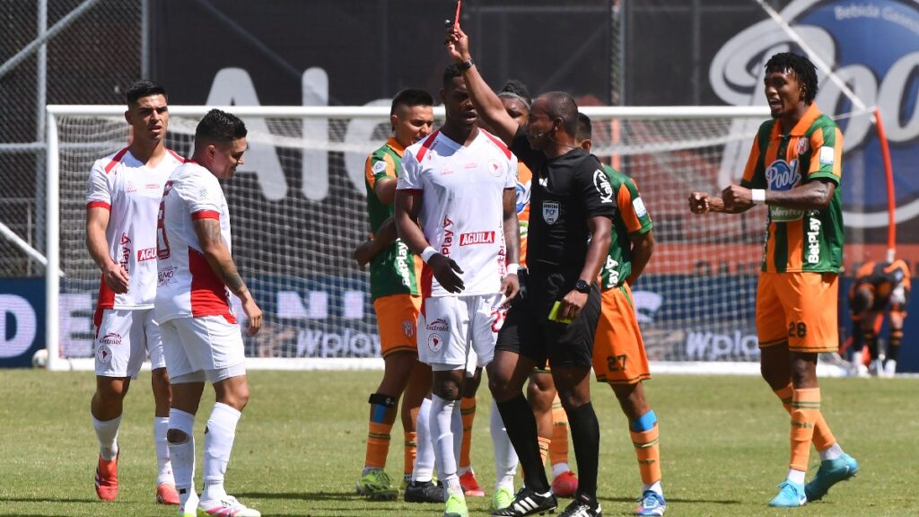 Juan Fernando Quintero Expulsado Ante Envigado